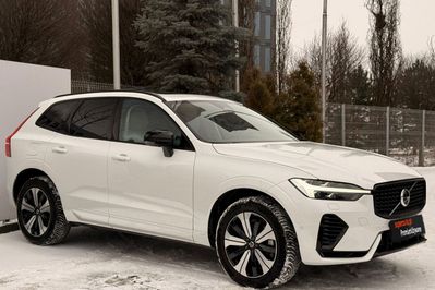 Volvo XC60 T6 Plug-In Hybrid AWD Plus Dark aut