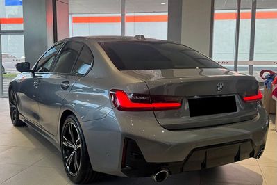 BMW Seria 3 318i M Sport