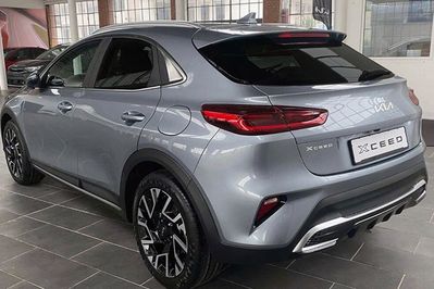 Kia XCeed 1.6 T-GDI Business Line DCT
