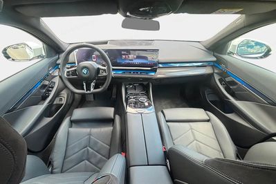 BMW Seria 5 530e xDrive M Sport