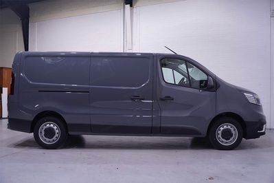 Renault Trafic L2H1 Extra AT9