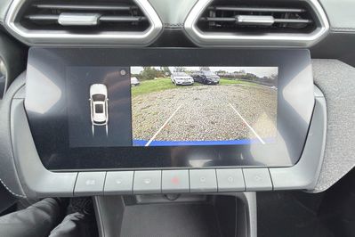 MG ZS 1.5  Standard MT