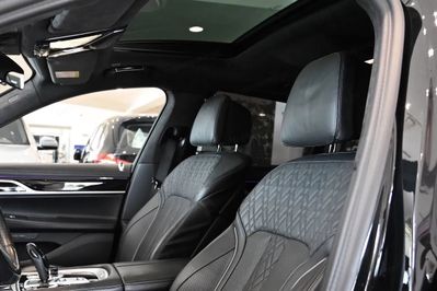 BMW Seria 7 740d xDrive