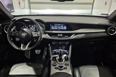 Alfa Romeo Stelvio Turbo Veloce Q4