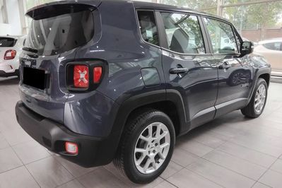 Jeep Renegade Altitude 1.5 T4 mHEV DCT