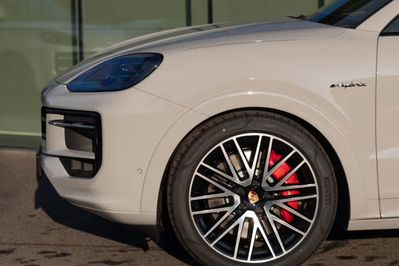 Porsche Cayenne Coupe S E-Hybrid Black Edition