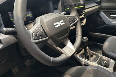 Dacia Bigster Expression mHEV  4x4 1.2 TCe