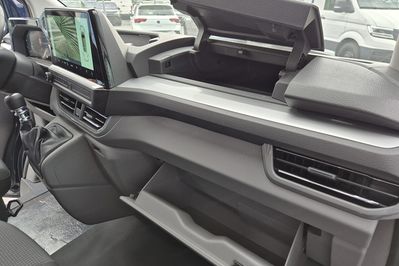Volkswagen Transporter Kombi TDI L1H1