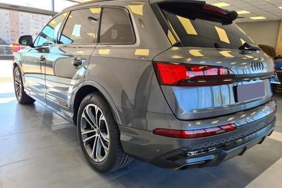 Audi Q7 50 TDI quattro S Line