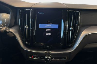 Volvo XC60 B4 D Momentum Pro