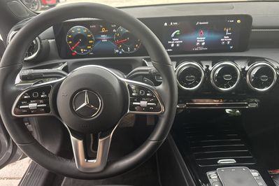 Mercedes CLA 200