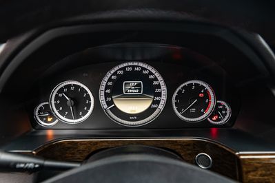 Mercedes Klasa E 200