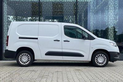 Toyota Proace City L2H1 D-4D Long