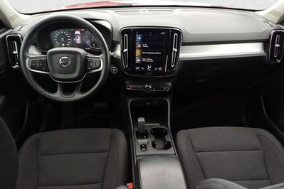 Volvo XC40 B4 B AWD Momentum Pro