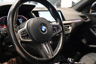 BMW Seria 1 120d xDrive M Sport