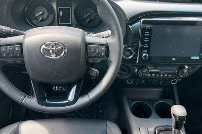 Toyota HiLux Double Cab Invincible