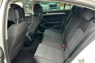 Volkswagen Passat 2.0 TDI EVO Business DSG
