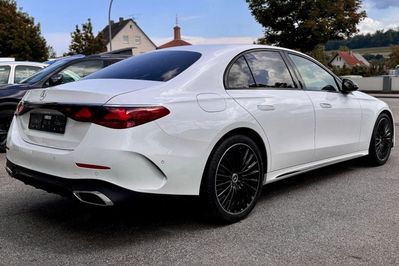Mercedes Klasa E 220 d  4-Matic AMG