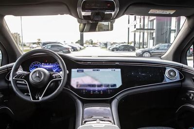 Mercedes EQS SUV 450 120kWh 4-Matic Electric Art