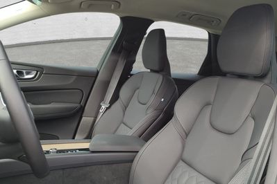 Volvo XC60 B5 B AWD Plus Bright aut