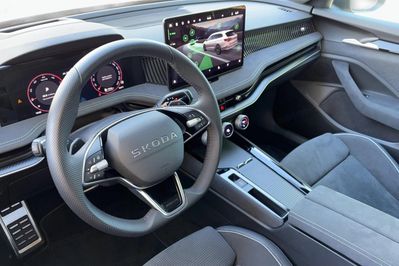 Skoda Superb 2.0 TDI SCR 4x4 Sportline DSG