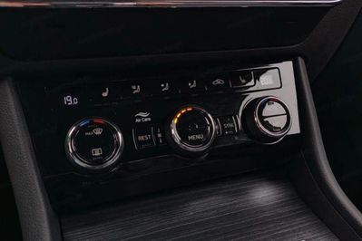 Skoda Superb 2.0 TDI Style DSG