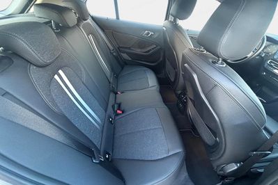 BMW Seria 1 118i Sport Line Shadow