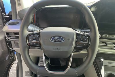 Ford Tourneo Custom L2H1 Titanium X 320 A8