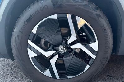 Peugeot 2008 1.2 PureTech  EAT8