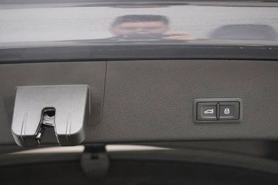 Audi Q8 SQ8 TFSI quattro Tiptronic