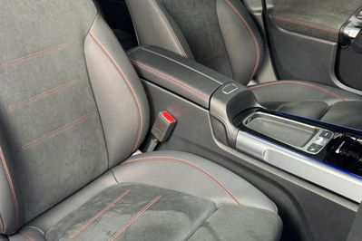 Mercedes GLB 180 AMG Line