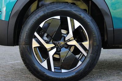 Peugeot 2008 Allure e-DCS 1.2 mHEV