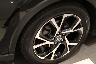 Toyota C-HR 1.8 Hybrid Style