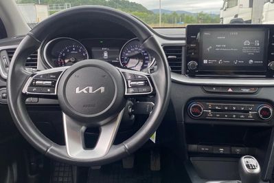 Kia Ceed 1.5 T-GDI M