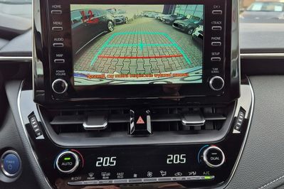 Suzuki Swace 1.8 Hybrid Premium Plus CVT