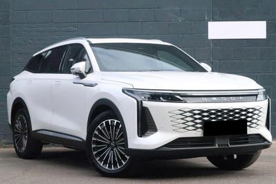 Omoda 9 1.5 Super Hybrid Exclusive AWD