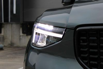Volvo XC40 B3 Ultra Dark