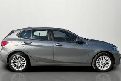 BMW Seria 1 118i Advantage