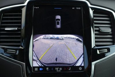 Volvo XC90 T8 AWD Plug-In Hybrid Ultimate Dark 7os aut