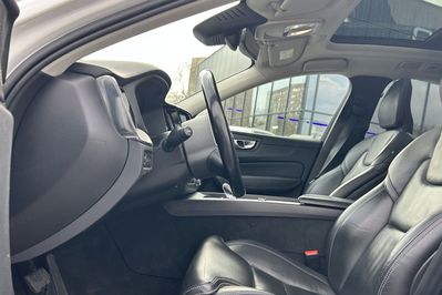 Volvo XC60 T6 Plug-In Hybrid AWD Inscription aut