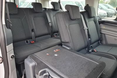 Ford Transit Custom Kombi M1 320 L2H1 Trend