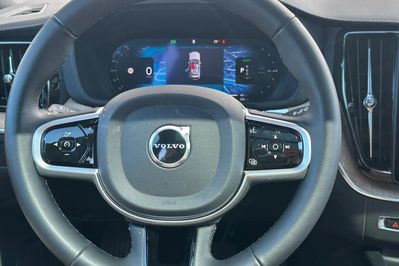 Volvo XC60 T8 Plug-In Hybrid AWD Ultra Dark
