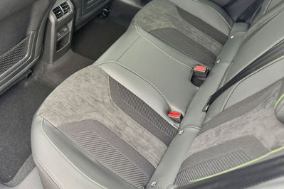 Peugeot 408 GT Exclusive S&S e-DCS6 1.2 PureTech mHEV