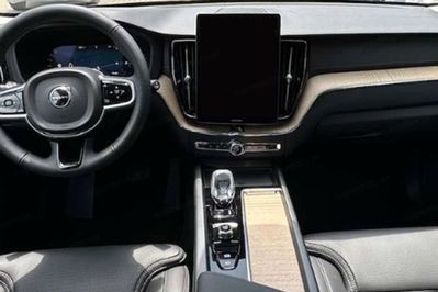 Volvo XC60 B5 AWD Ultra Bright