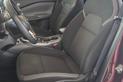 Nissan Juke 1.0 Dig-T&N-Connecta Dct