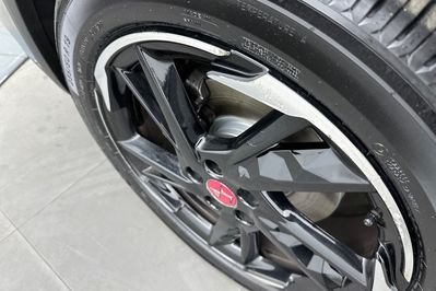 DS DS7 Performance Line 1.5 BlueHDI AT