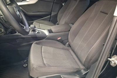 Audi A4 35 TFSI mHEV S tronic