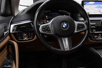 BMW Seria 5 520d mHEV Luxury Line sport-aut