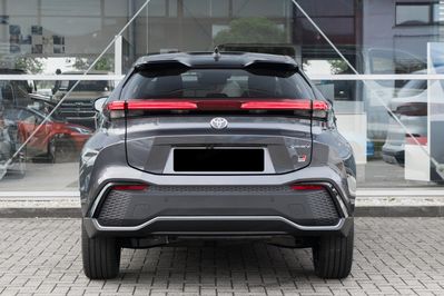 Toyota C-HR GR Sport 2.0 Hybrid Dynamic Force Plug-in