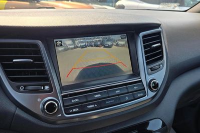 Hyundai Tucson 1.7 Crdi Bluedrive Style 2WD Dct
